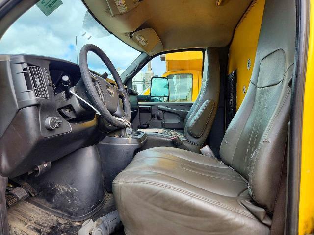 2011 GMC Savana BOX Truck