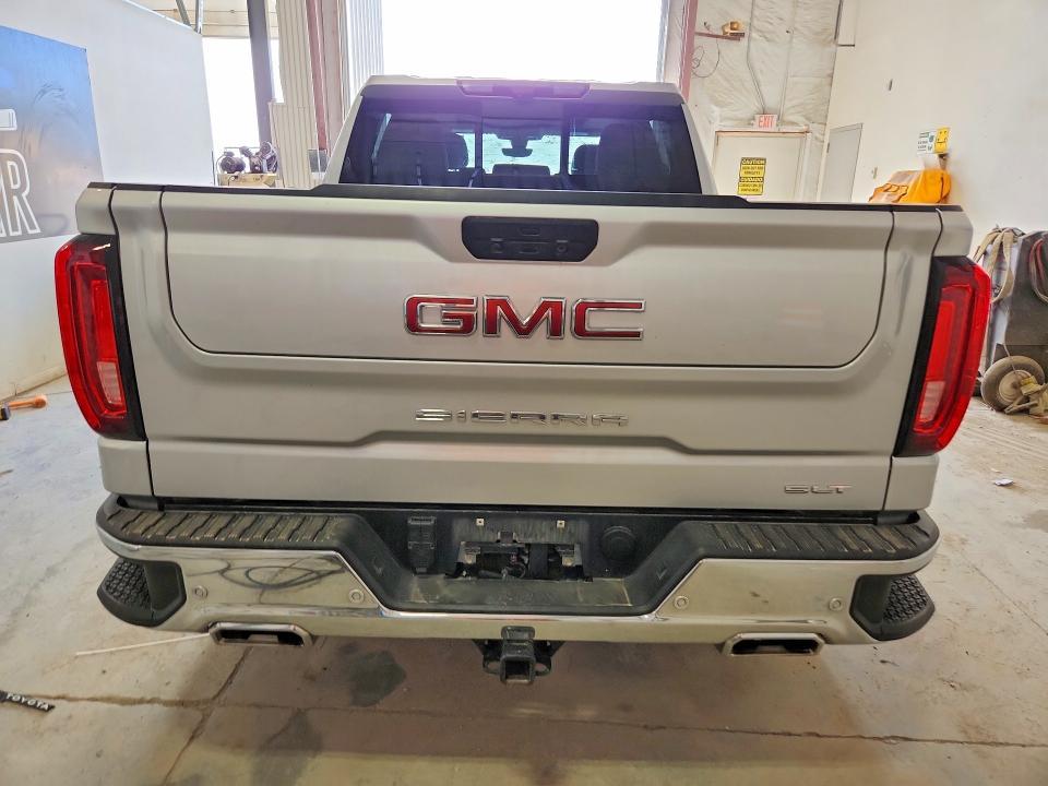 2022 GMC Sierra Limited K1500 SLT