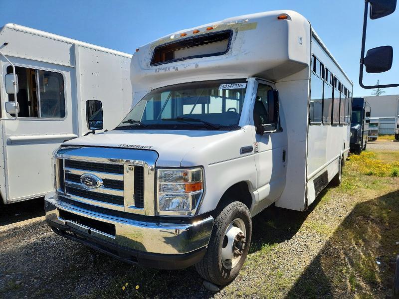 2017 Starcraft Bus