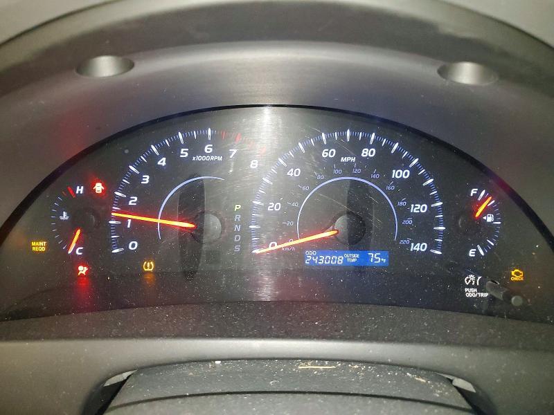 2010 Toyota Camry le