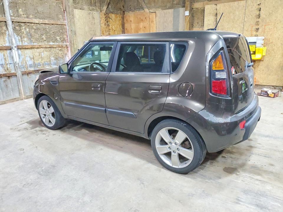 2010 KIA Soul +