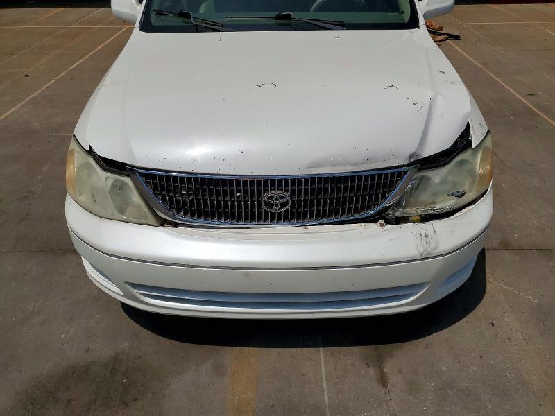 2000 Toyota Avalon xl