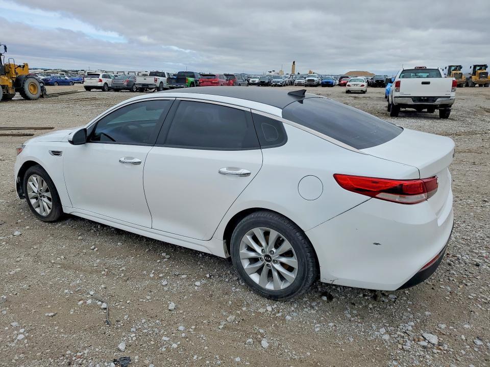 2017 KIA Optima lx