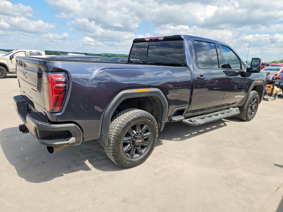 2024 GMC Sierra K2500 AT4