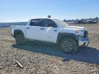 2016 Toyota Tundra Crewmax SR5/CREWMAX TRD PRO