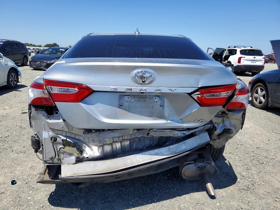 2020 Toyota Camry le