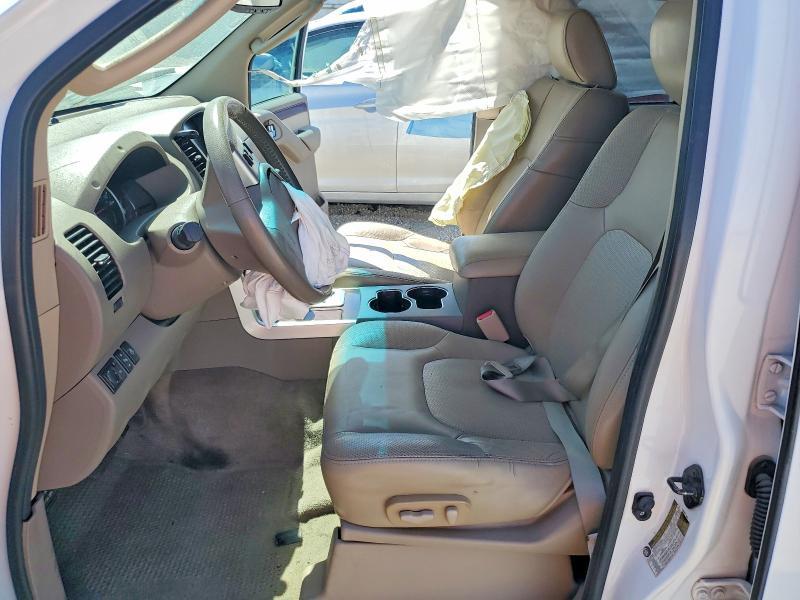 2012 Nissan Pathfinder s