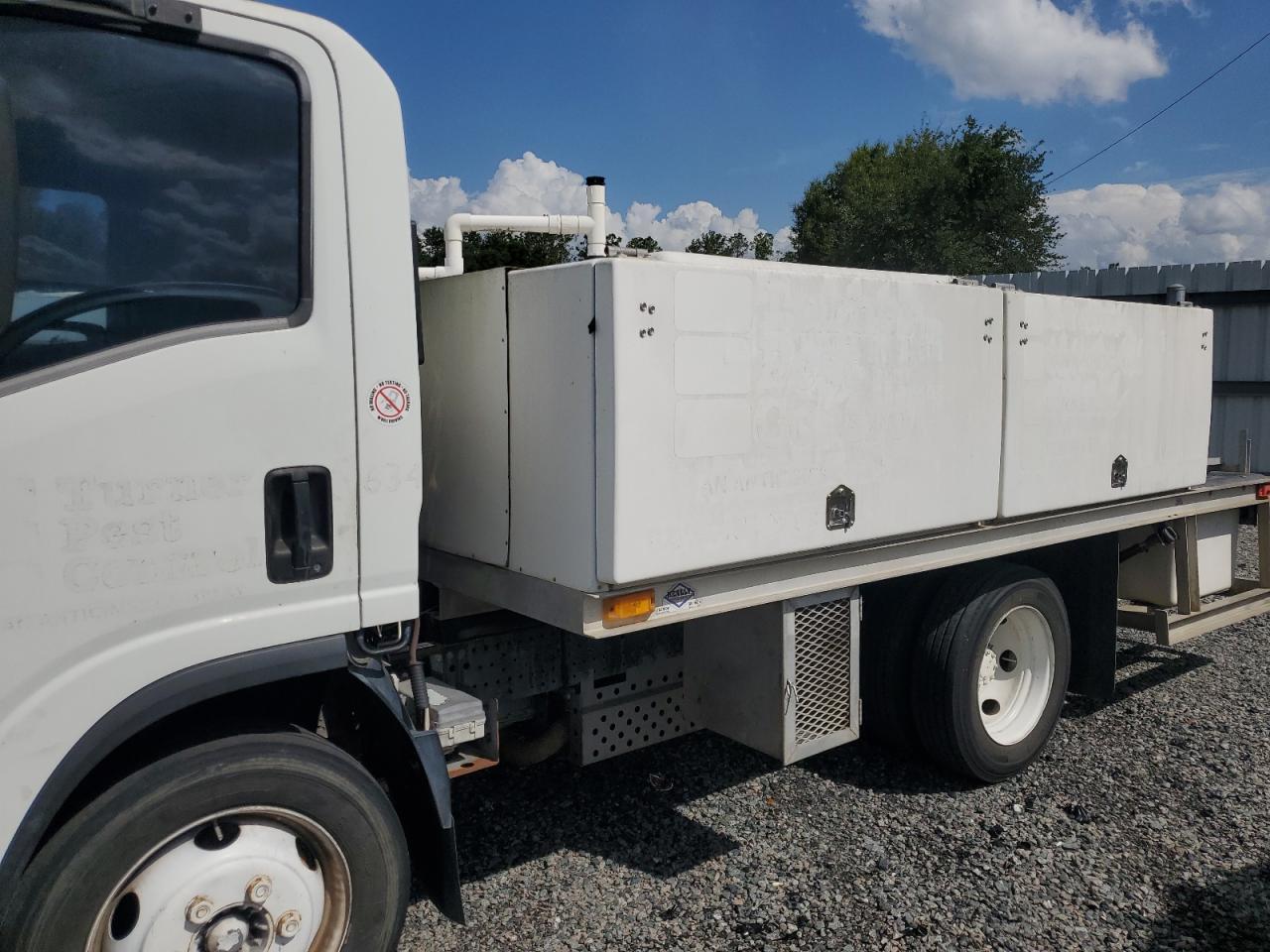 2012 Isuzu NPR HD
