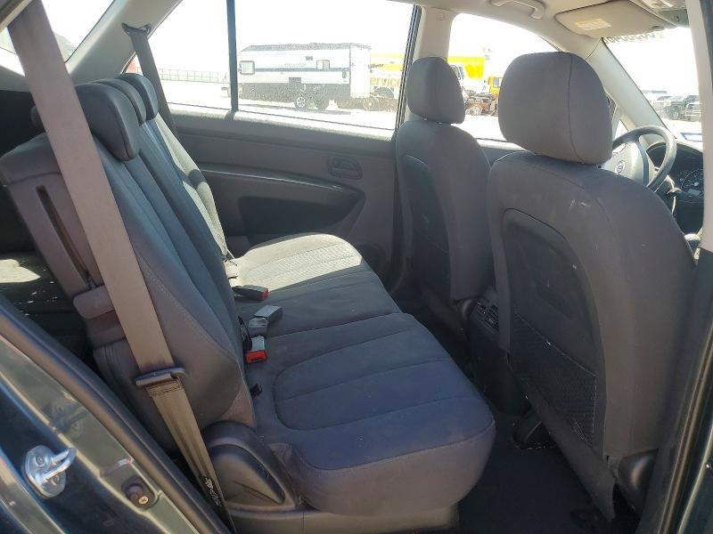 2009 KIA Rondo Base
