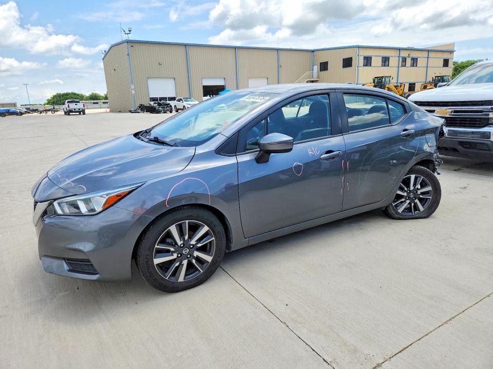 2021 Nissan Versa sv