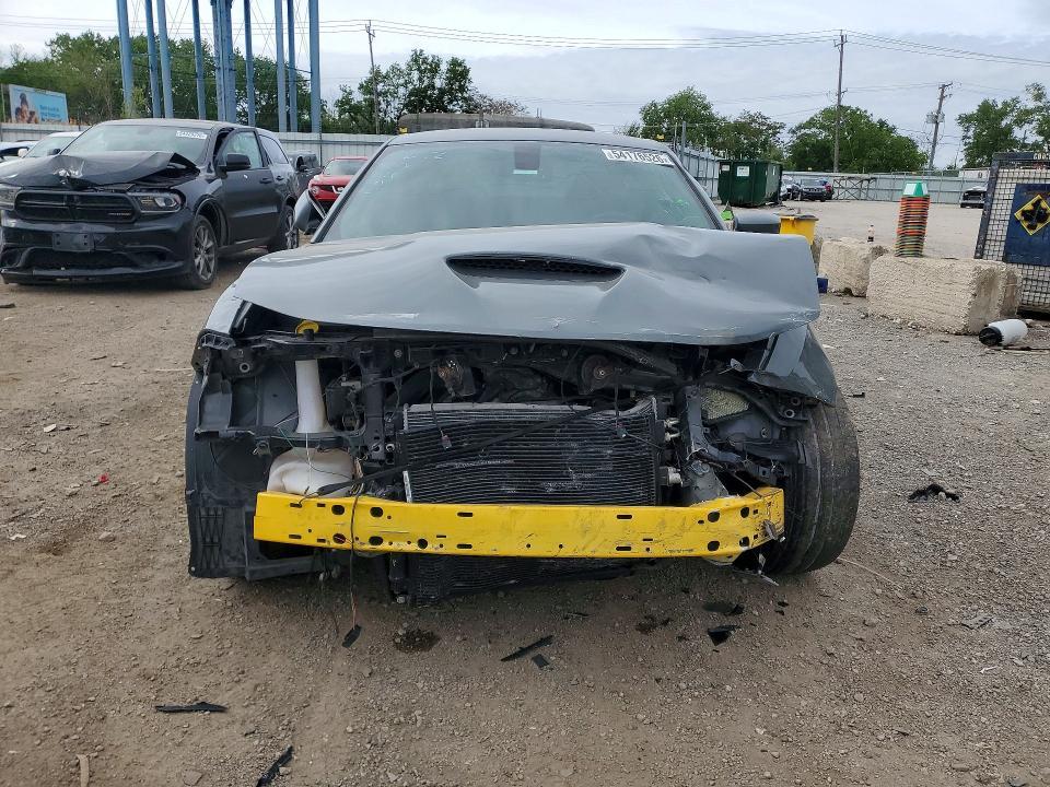 2018 Dodge Charger r