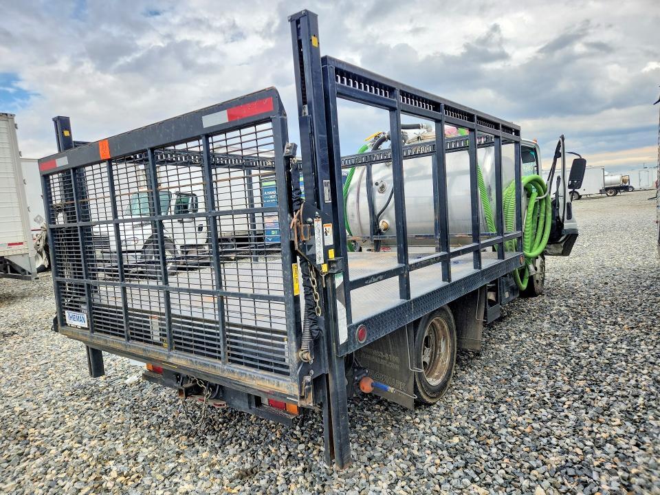 2024 Isuzu NRR
