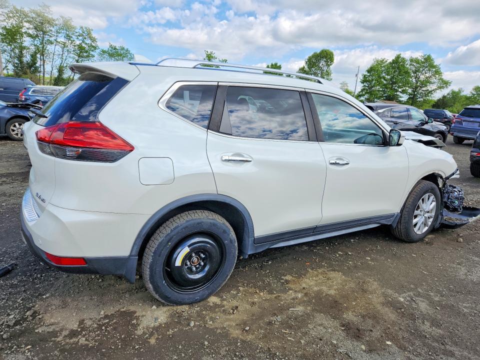 2019 Nissan Rogue sv