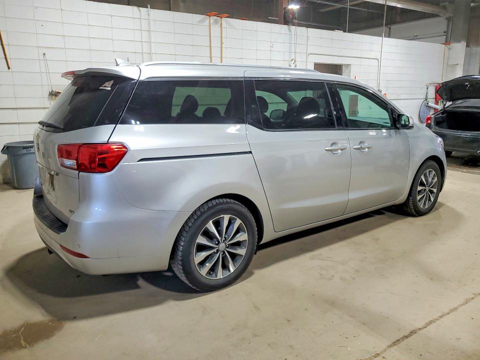2017 KIA Sedona sx