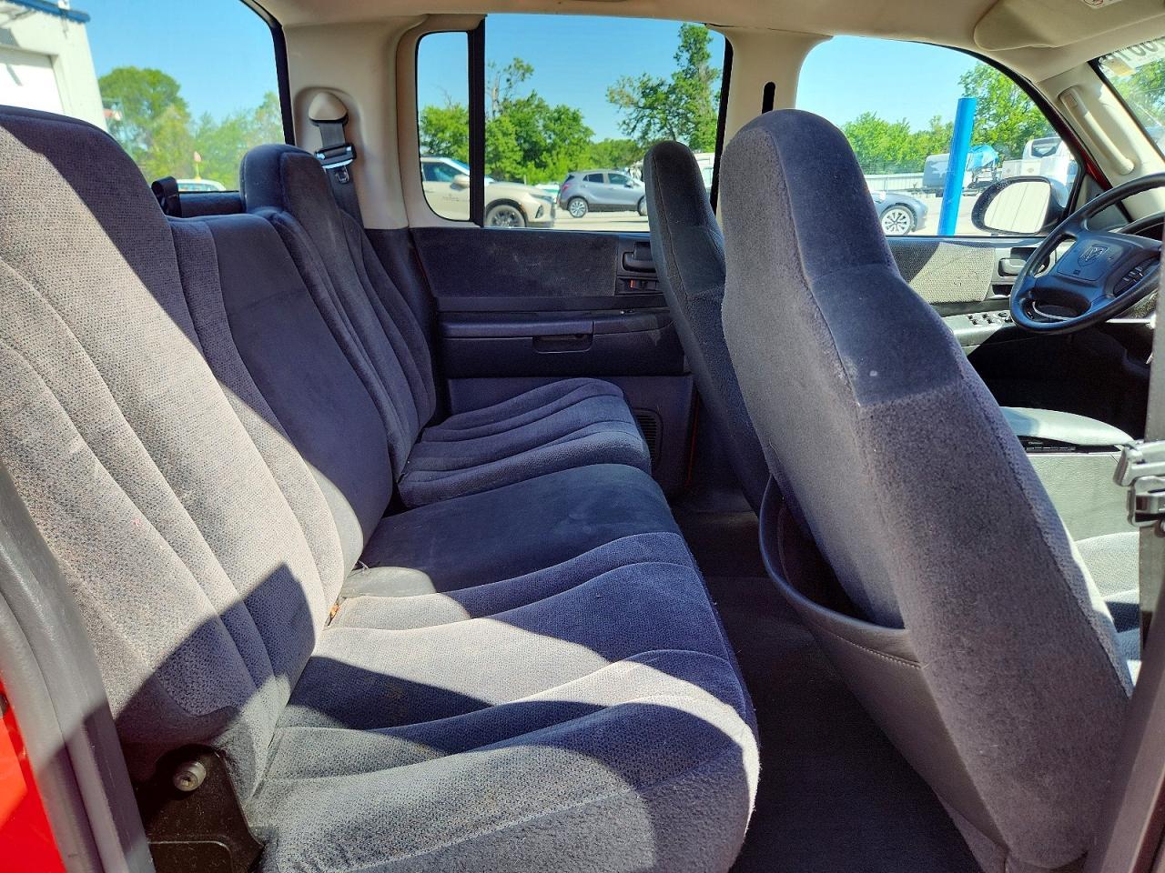 2004 Dodge Dakota