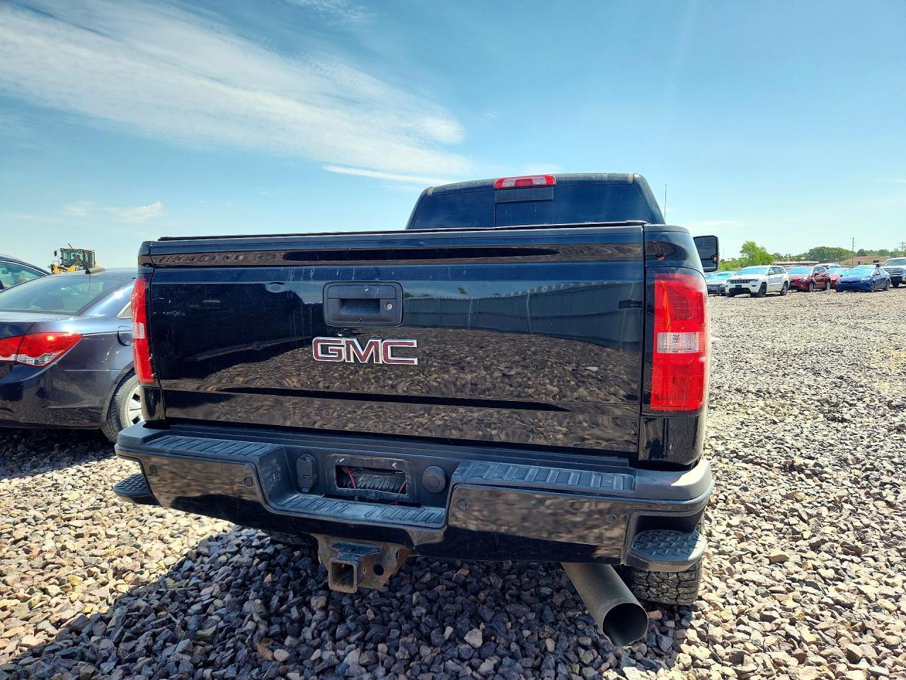 2018 GMC Sierra K2500 Denali