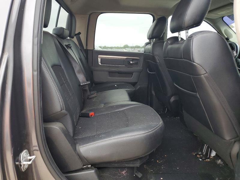 2018 Dodge RAM 1500 SLT