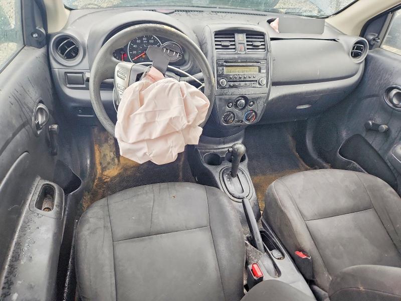 2015 Nissan Versa 1.6 s Plus