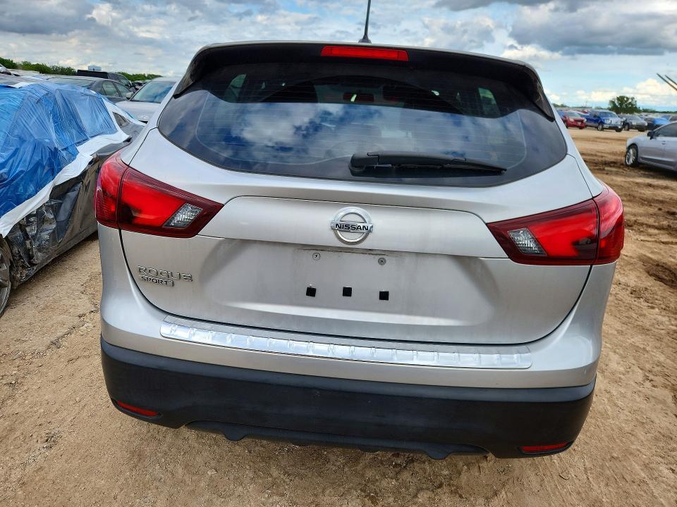 2017 Nissan Rogue Sport s