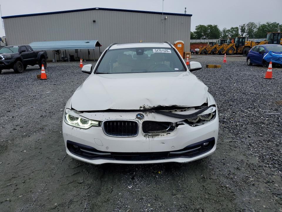 2017 BMW 330 xi