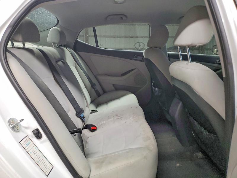 2013 KIA Optima lx