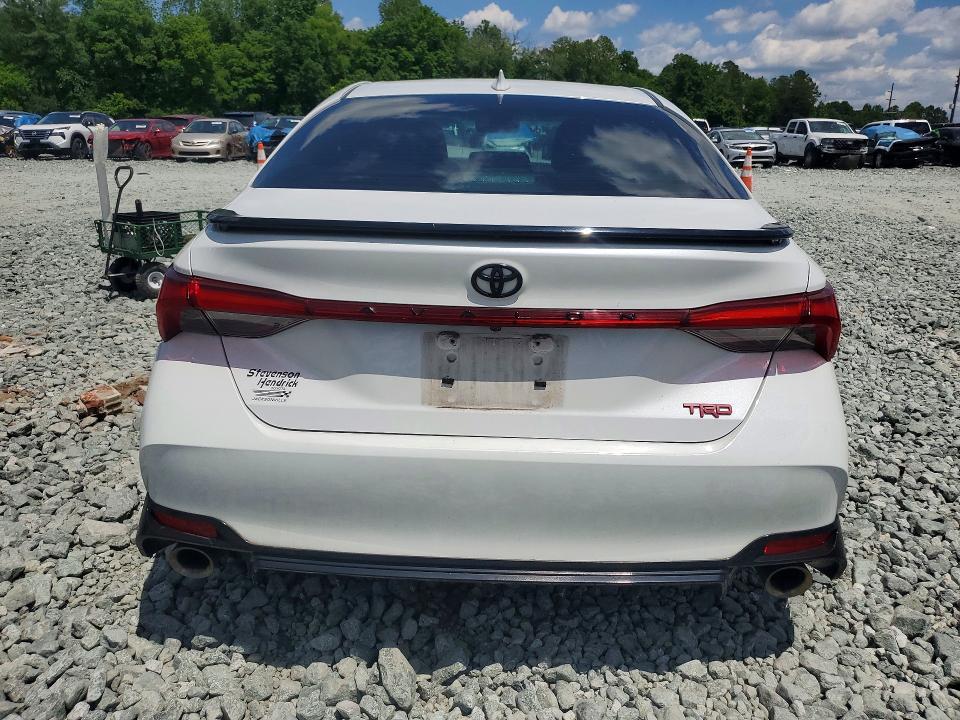 2020 Toyota Avalon trd