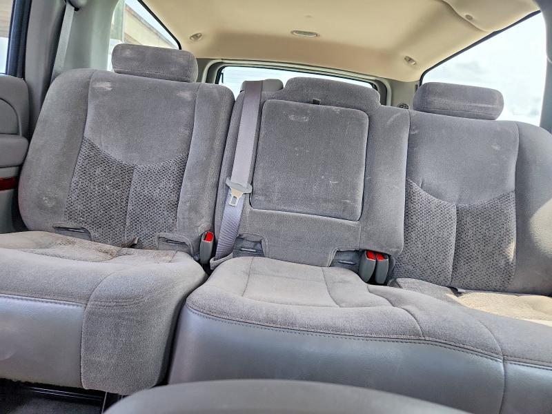 2005 Chevrolet Suburban C1500
