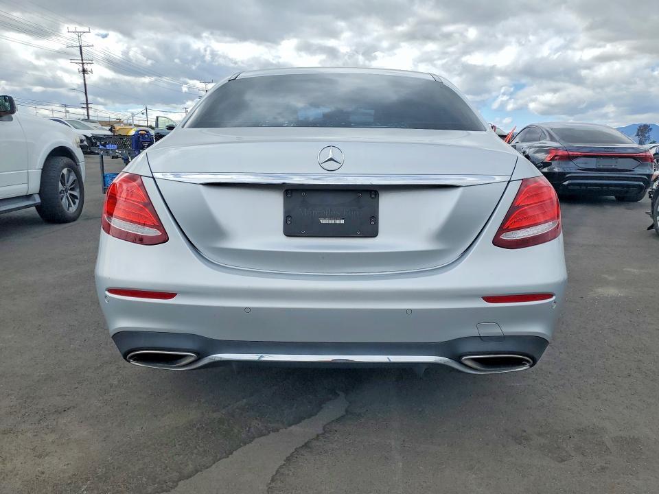 2018 Mercedes-Benz E 300