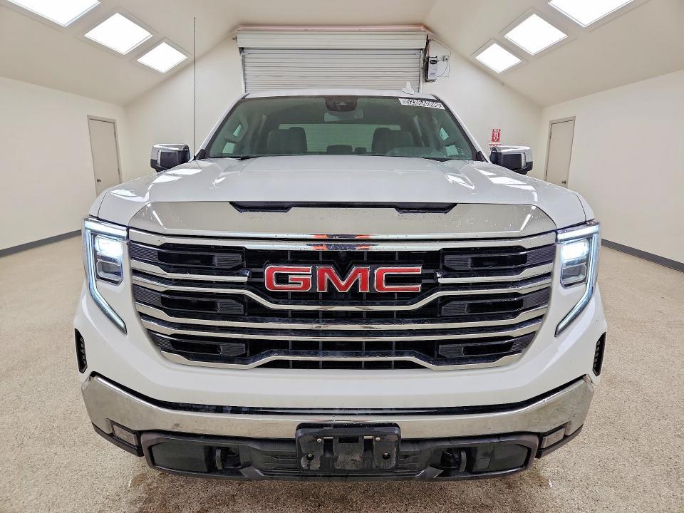 2025 GMC Sierra C1500 SLT