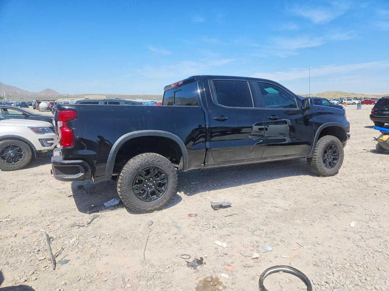 2024 Chevrolet Silverado K1500 ZR2