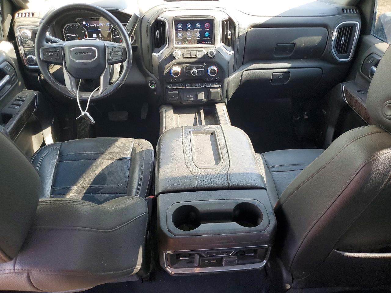 2022 GMC Sierra K2500 Denali
