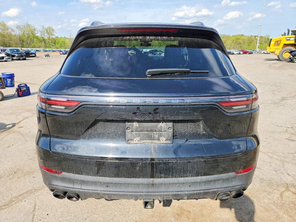 2023 Porsche Cayenne Base