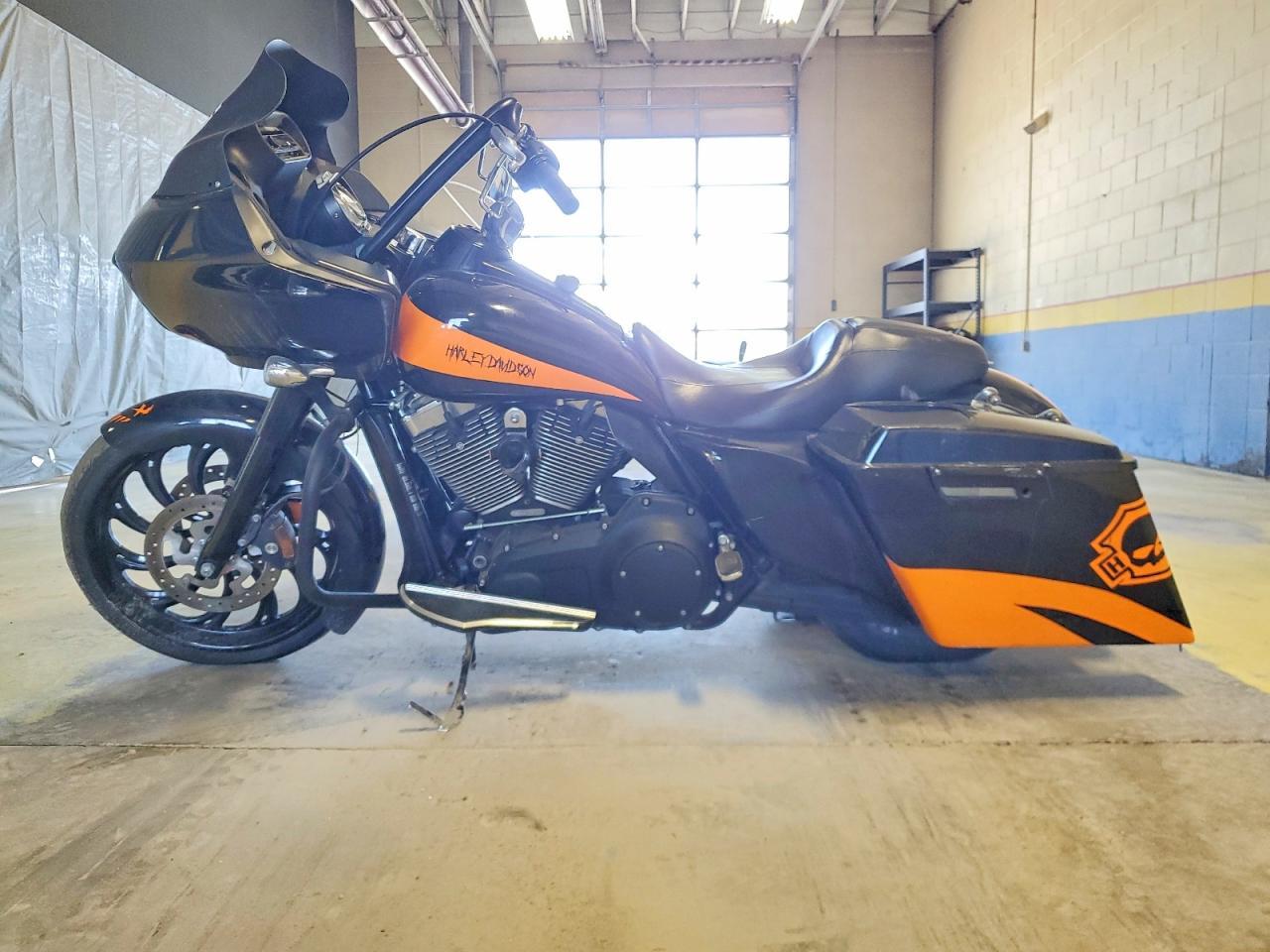 2010 Harley-Davidson Fltrx Road Glide Custom