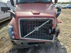 2005 Volvo VNL Semi Truck