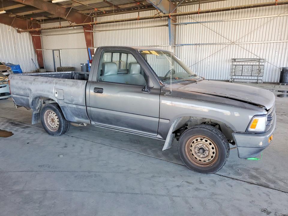 1989 Toyota Pickup Deluxe
