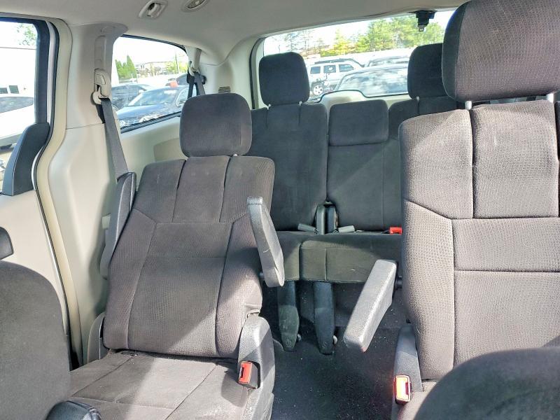 2011 Chrysler Town & Country Touring