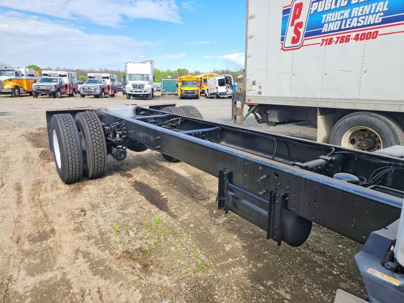 2017 Hino 338 Truck Cab AND Chassis