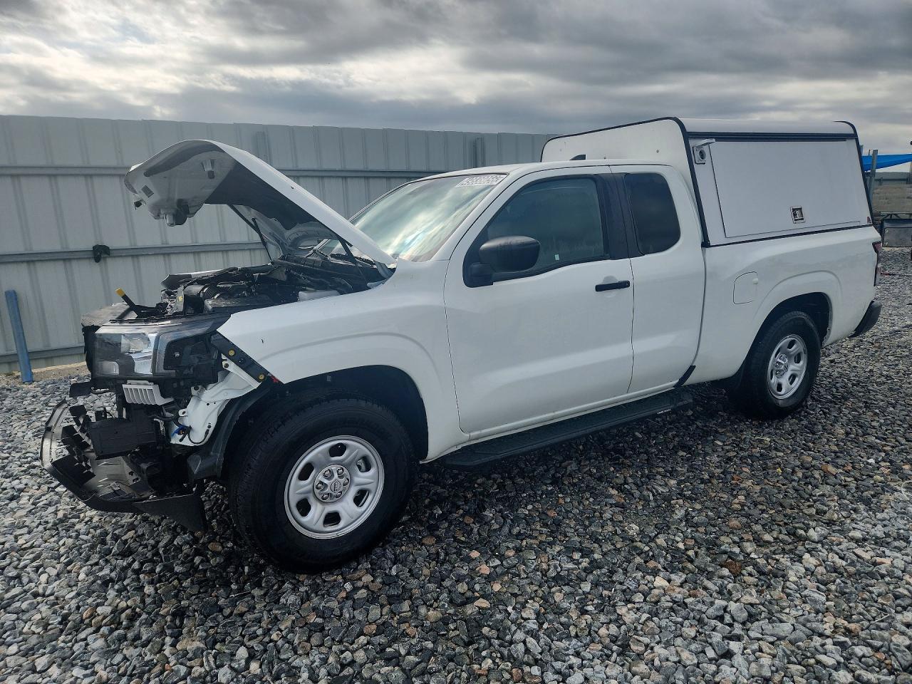 2025 Nissan Frontier S