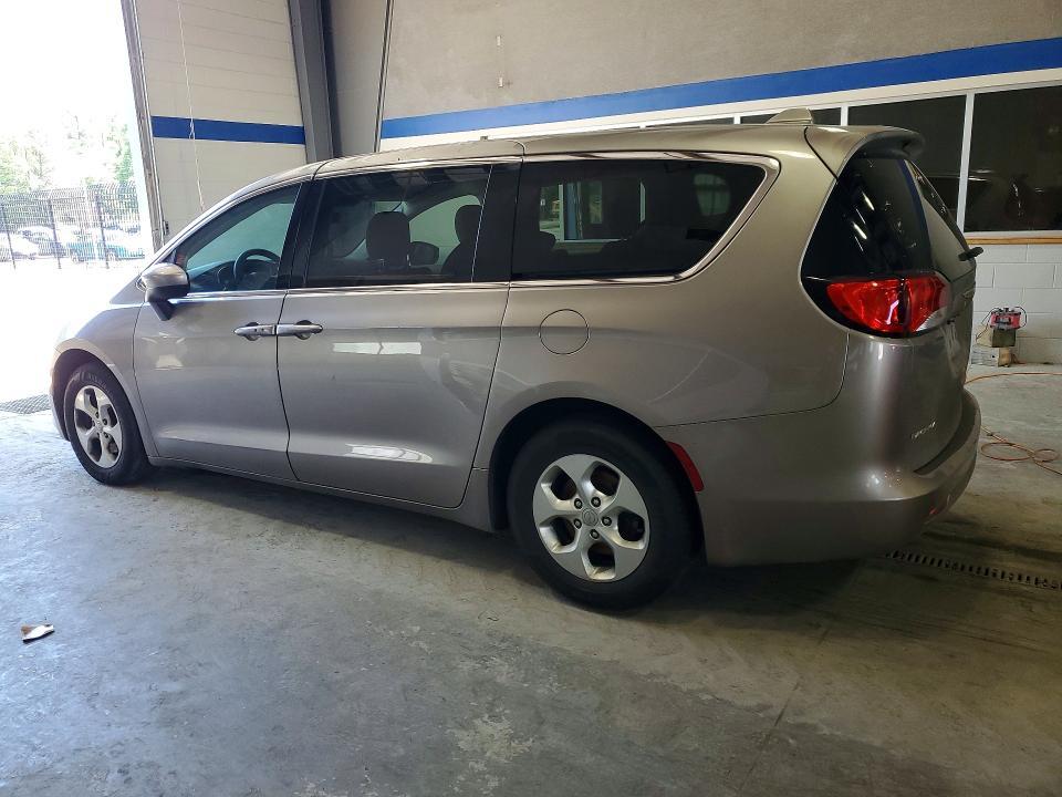 2017 Chrysler Pacifica lx