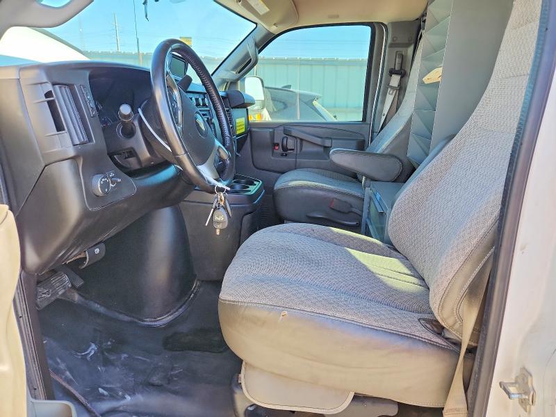 2016 Chev Express G3500