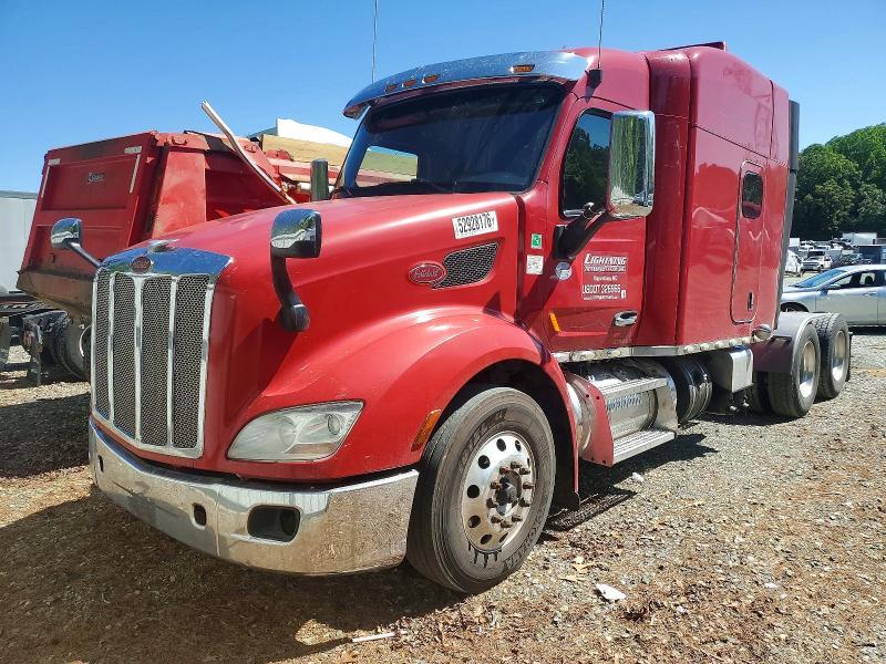2019 Peterbilt 579 Semi Truck