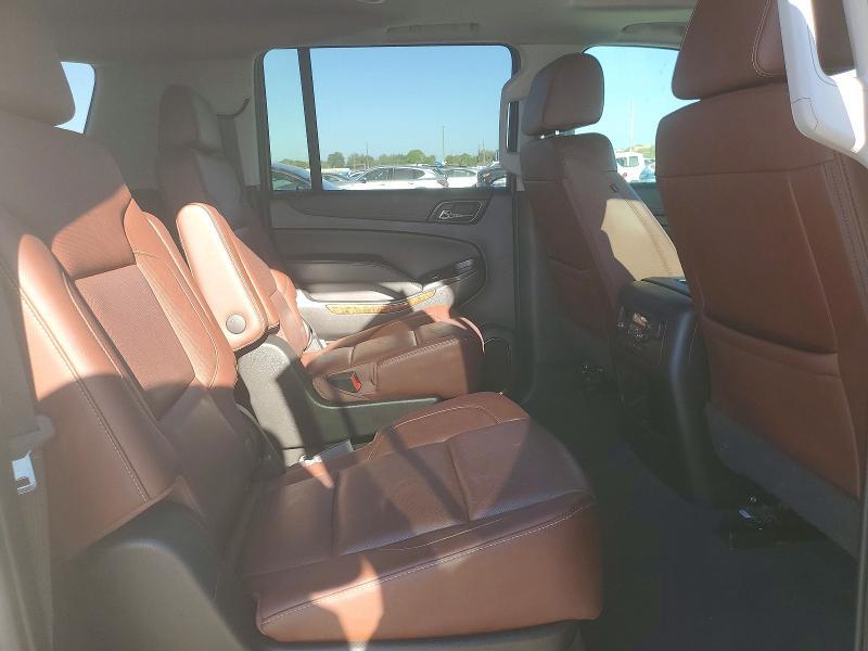 2020 Chev Suburban