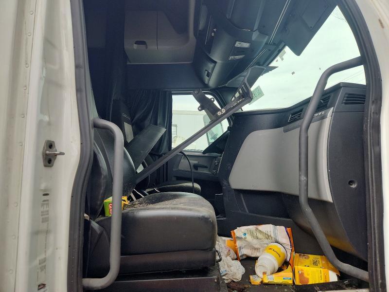 2021 Freightliner Cascadia 126 Semi Truck
