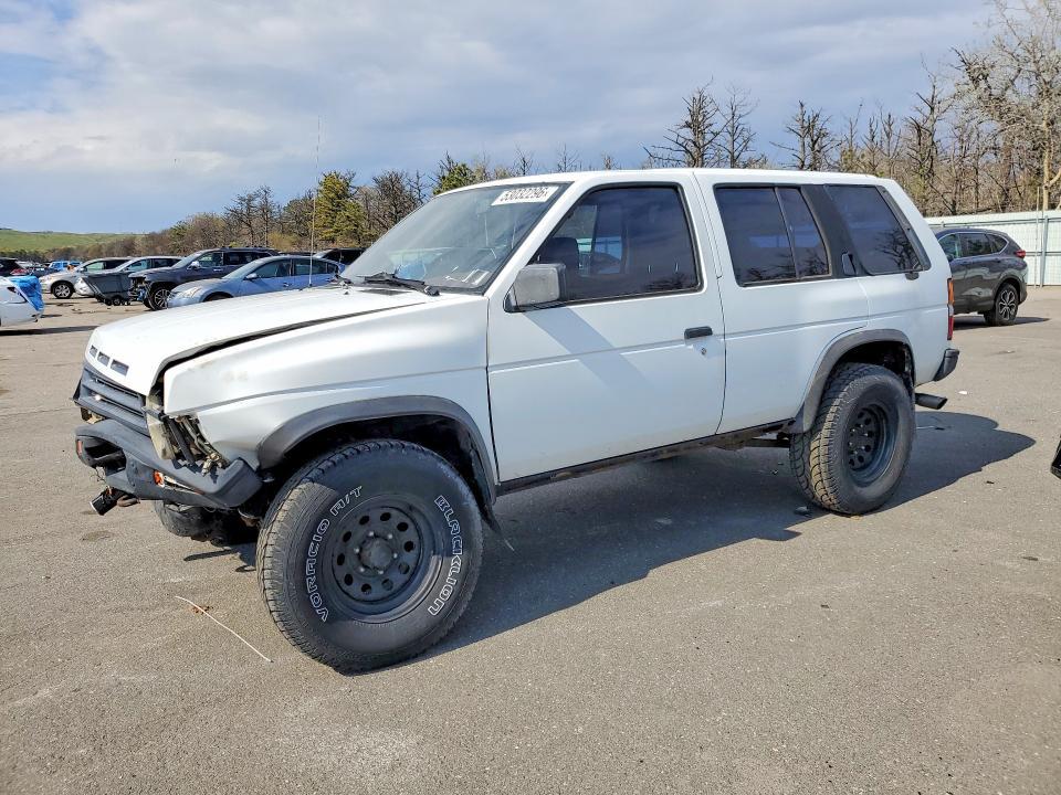 1991 Nissan Pathfinder xe