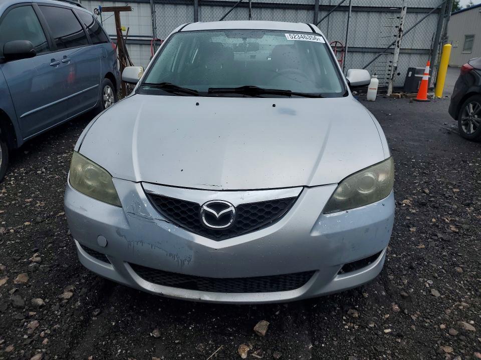2004 Mazda 3 I