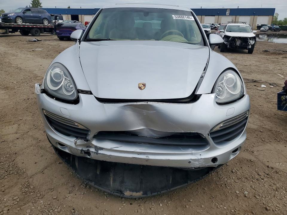 2011 Porsche Cayenne s