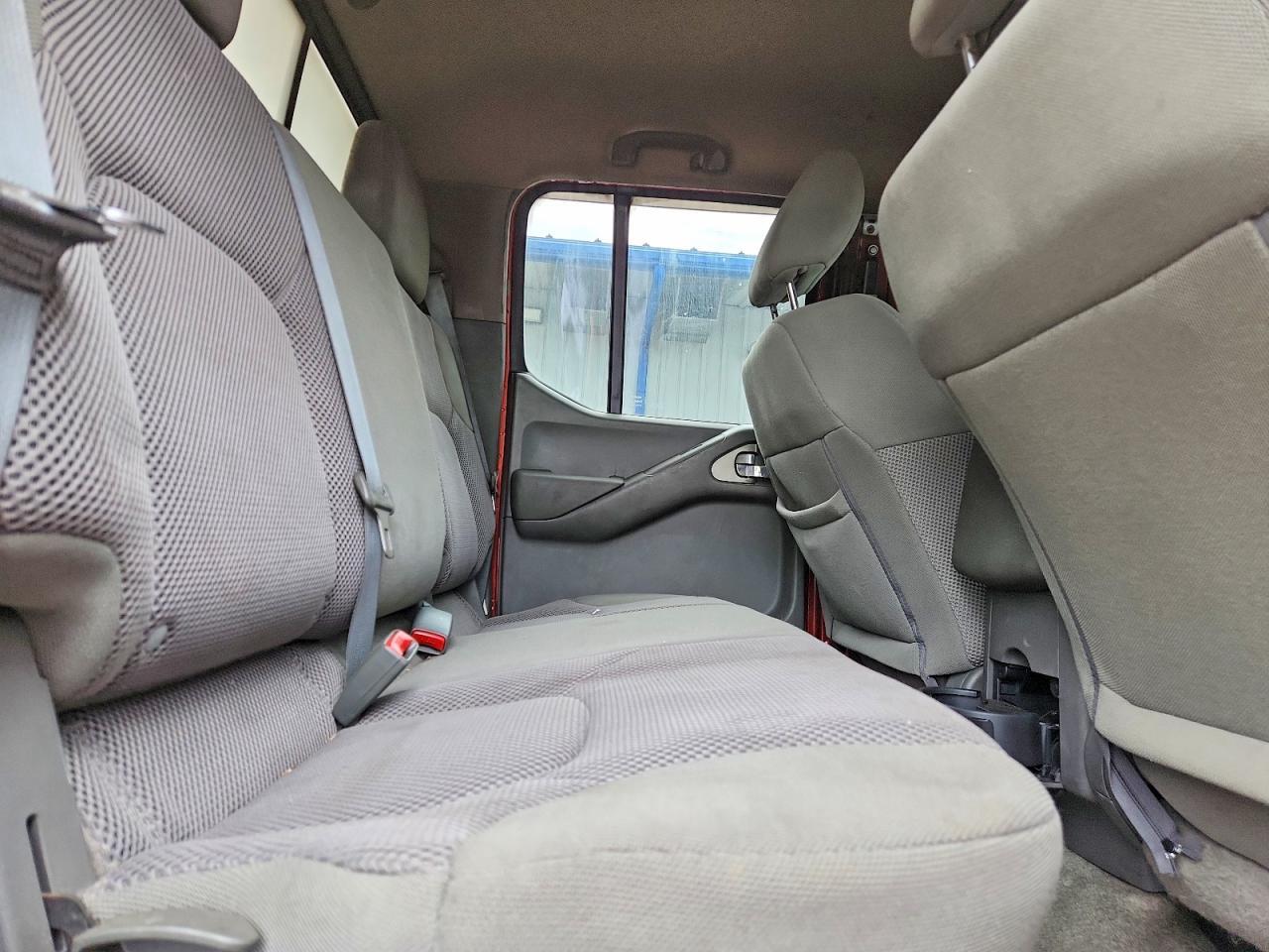 2018 Nissan Frontier SV