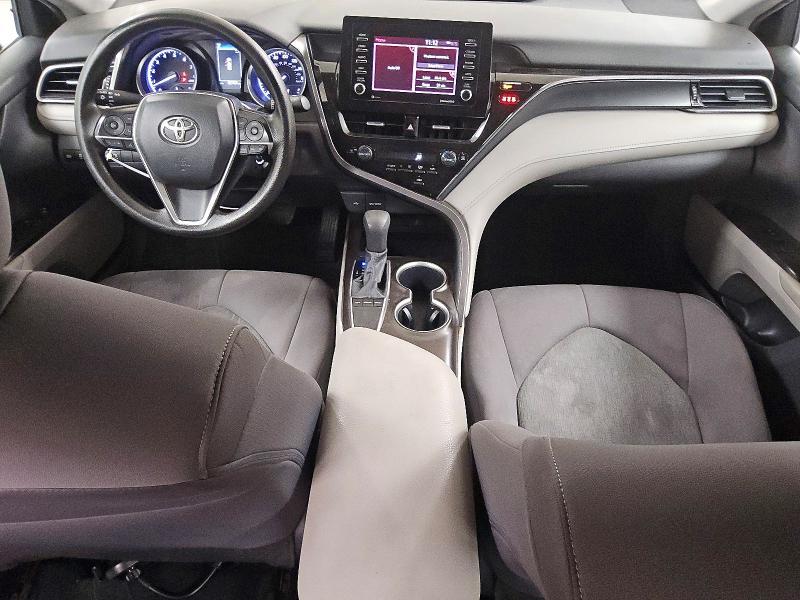 2022 Toyota Camry le