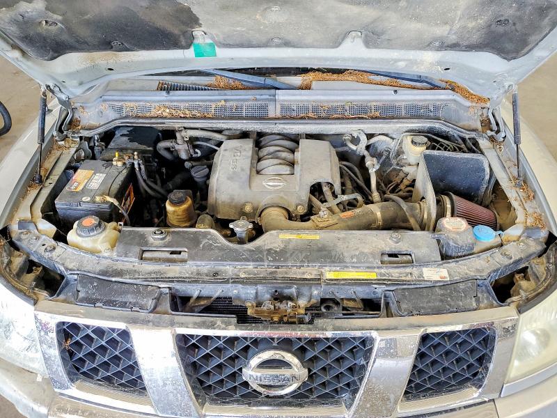 2004 Nissan Titan XE