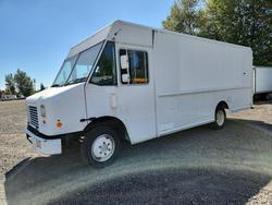 Salvage trucks for sale at Woodburn, OR auction: 2016 Freightliner Chassis M Line WALK-IN Van